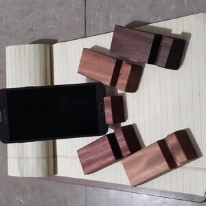 Homemade monkeypod stands